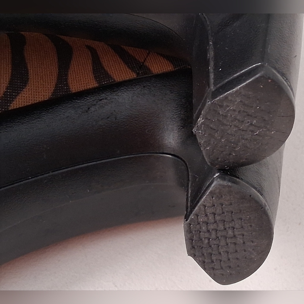 CHARLESTON SHOE CO. Tan & Black Telfair Tiger Ankle Boots Sz 6 Pre-Owned - Picture 10 of 13